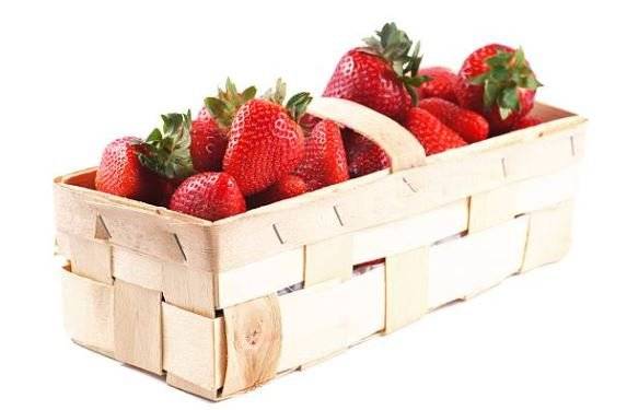 Prodej jahod dnes mezi 12,45 a 13,00 hodin ve Studnici na návsi. Cena za košík 250,- Kč (včetně košíku), 230,- Kč bez košíku.