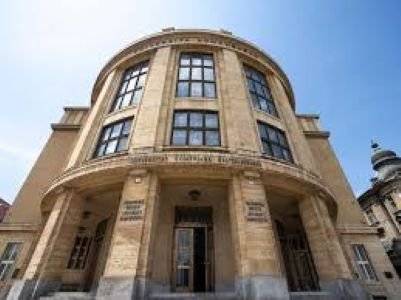 Vážní  občania, oznamujeme Vám, že v dňoch od 01.06.2026 do 12.06.2026  sa budú v našej  obci  pohybovať študenti  Univerzity Komenského v Bratislave, študijný program  Etnológia. Môžu  Vás osloviť  v súvislosti  s našimi zvykmi, tradíciami,  ktoré sú  nosné pre ich  práce.  Sprevádzať  ich bude  ich školiteľ.                Vopred Vám ďakujú   za ústretovosť  😊