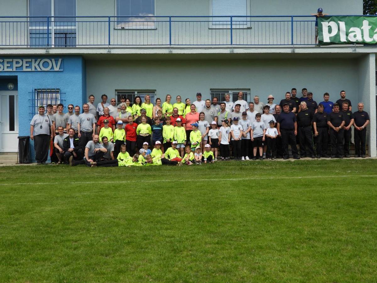 V sobotu 23. května od 13 hodin se konala na hřišti v Sepekově každoroční okrsková soutěž dobrovolných hasičů. Zúčastnila se družstva hasičů z Božetic, Líšnice a Sepekova. Soutěž se skládala ze štafety družstva, štafety jednotlivců a požárního útoku družstva.