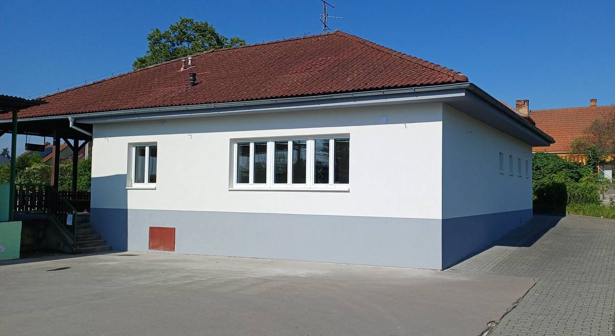 Zájemci o provozování Hospůdky na hřišti mohou své písemné žádosti zaslat na Obecní úřad Měnín nejpozději do 10. června 2026. Děkujeme.