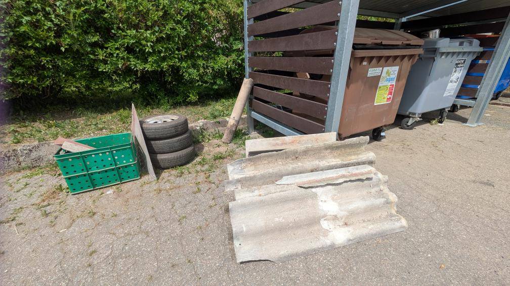 eproběhl bez komplikací.. po odjezdu f.Esko-T zůstalo na místě několik předmětů ..