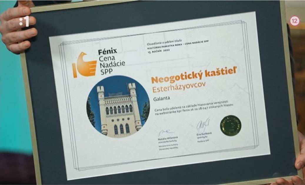 V období od 14.3. - 18.4.2022 prebiehalo hlasovanie o Cenu FÉNIX - Kultúrna pamiatku roka, do ktorej Mesto Galanta prihlásilo novozrekonštruovanú južnú vežu Neogotického kaštieľa v Galante, ktorá sa hrdo týči v erbe nášho mesta.