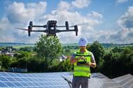 Dron a pilot
