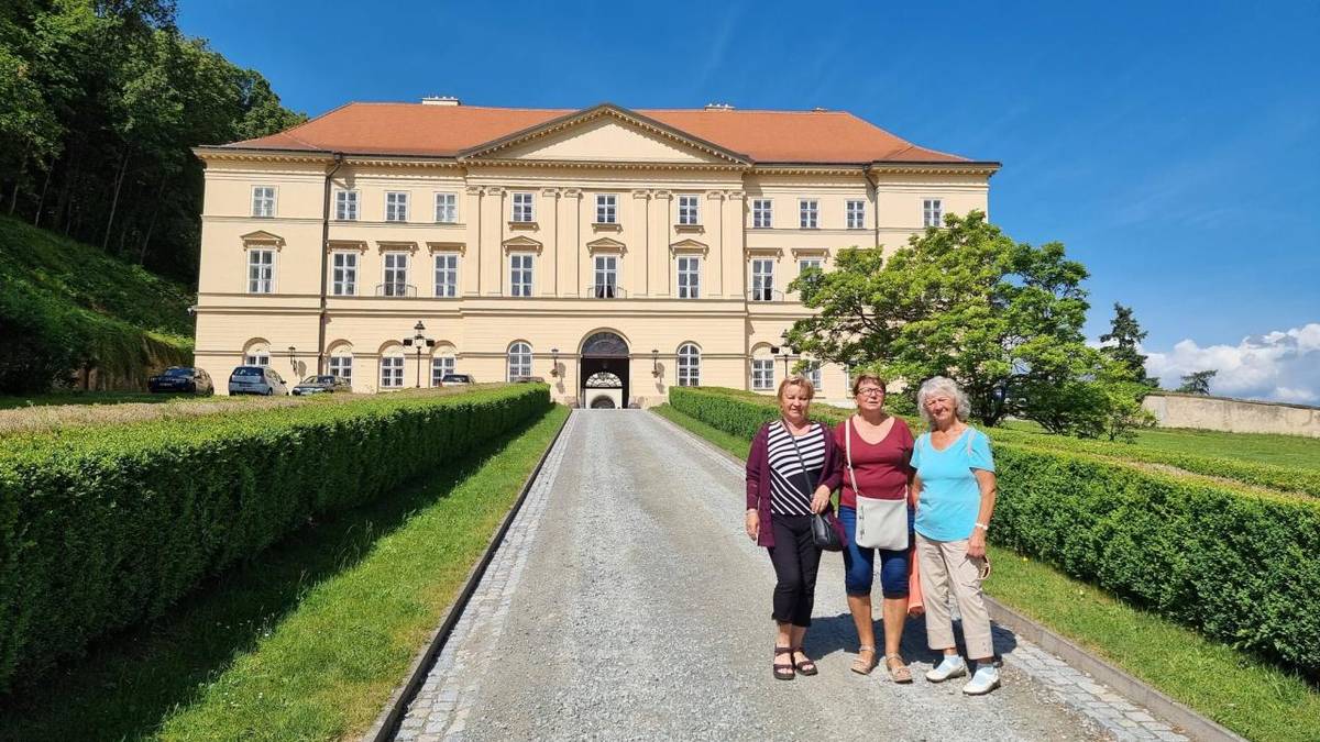 Dne 2. června se Klub aktivních seniorů vydal na další výlet. Tentokrát navštívil krásný zámek v Boskovicích.