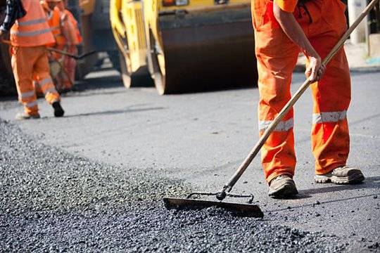 Oznamujeme občanům, že od 3.6.2026 probíhají v naší obci opravy místních komunikací. Žádáme občany o zvýšenou opatrnost. Děkujeme za pochopení.
