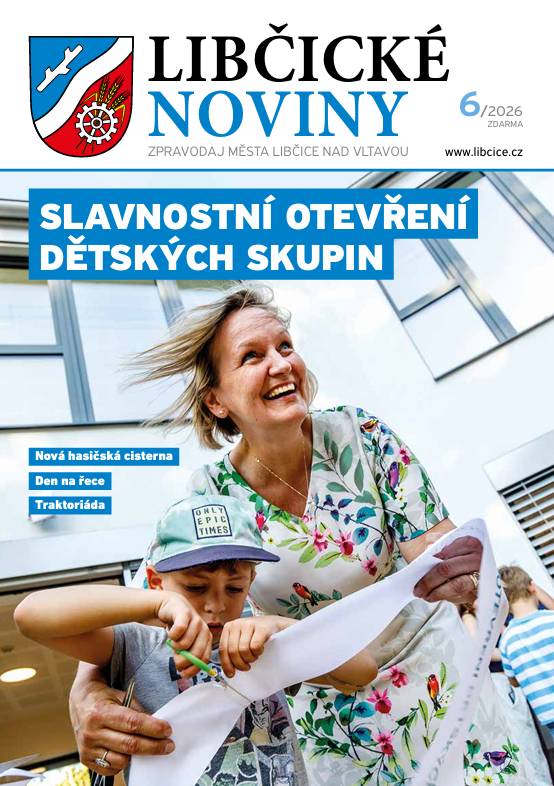 Milí čtenáři, právě jsme poslali do tiskárny červnové číslo Libčických novin. Ještě s předstihem, než jej o víkendu dostane do vašich schránek, si ho můžete pročíst v PDF verzi na našem webu zde: https://www.libcice.cz/mesto-1/libcicke-noviny/archiv-libcickych-novin/ Přinášíme výběr hlavních témat: • Slavnostní otevření nových dětských skupin Ledňáčci a Volavky. Nová budova pro 40 dětí byla oficiálně otevřena a město ji přihlásilo do soutěže Stavba roku Středočeského kraje. Prázdninový provoz začne už 1. července. • Nová hasičská cisterna je na cestě. Libčický sbor dobrovolných hasičů očekává během léta dodání moderní cisternové automobilové stříkačky na podvozku Tatra Force. Občané mohou navrhovat její jméno. • Mladí sportovci z Lagunino OCR Teamu slaví mimořádnou sezonu. Na Czech Ninja Games i na mistrovství republiky v OCR získali řadu medailí a hned osm libčických závodníků se kvalifikovalo do české juniorské reprezentace pro mistrovství Evropy a světa. • Nový územní plán prošel dalším veřejným projednáním. Diskutovalo se o rozvoji města, ochraně krajiny, dopravní infrastruktuře i budoucích rozvojových lokalitách. • Radnice představuje řadu investic a projektů – od nové komunikace V Akátech přes budovaný pumptrack a rekonstrukci hřiště Na Sahaře až po přípravu propojení ulic Letecká a Pod Hliníkem. • Město spustilo nový web a rozšiřuje digitální služby. Součástí je jednodušší přístup k Portálu občana a novému mapovému portálu. • Pokračují jednání o kolárně u nádraží a rozvoji cyklistické infrastruktury ve spolupráci se Středočeským krajem. • Libčická ZUŠ slaví mimořádný úspěch – pěvecký sbor Škatulata získal na celostátní soutěži v Olomouci stříbrné pásmo a stal se vicemistrem České republiky. • Připomínáme také bohatý červnový program: Den na řece, Chýnovskou traktoriádu, dětský den, letní kino, farmářské trhy, kulturní akce v Uhelném mlýně i zahájení sezóny na Plovárně. Přejeme příjemné čtení!