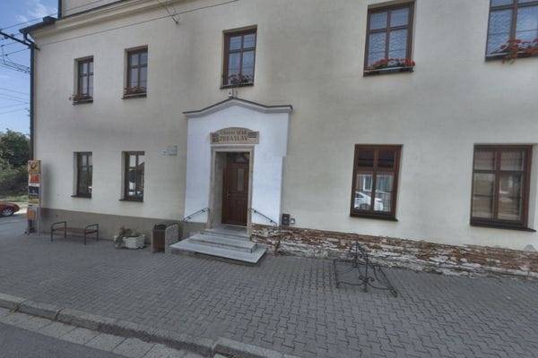 od 11.6.2026 do 24.6.2026 DOVOLENÁ  Zástup: MUDr. Petr Valeš, Zastávka