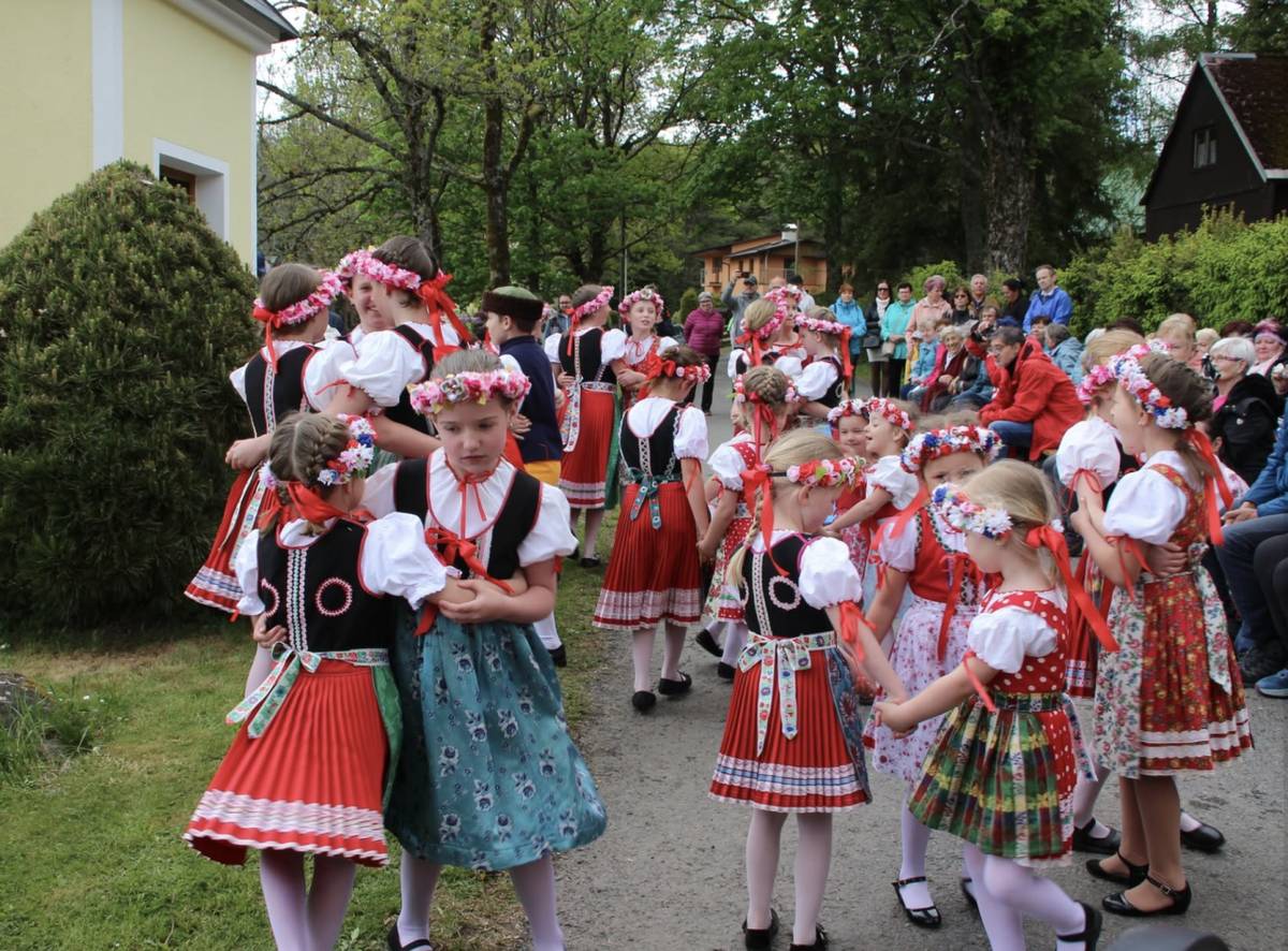 V sobotu 16. května se Dětský soubor Postřekov zúčastnil poutě v Caparticích.