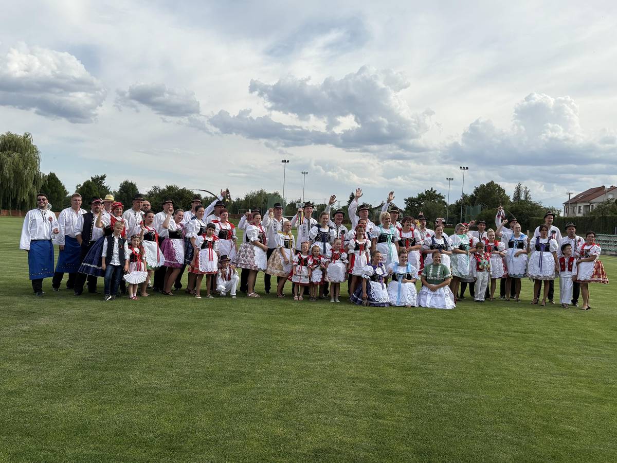 Informační schůzka starků ženáčů bude ve středu 10. 6. 2026 v 19:00 hod. na hřišti. Srdečně zveme všechny zájemce. Pro více informací volejte   777 315 475.