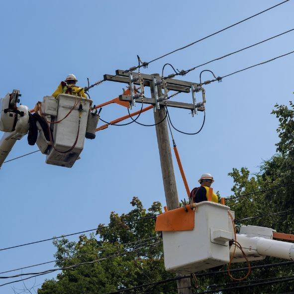 ČEZ Distribuce upozorňuje na plánované přerušení dodávky elektrické energie ve čtvrtek 2. 7., které se týká některých odběrných míst v ulici Školská