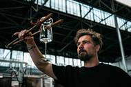 Český designér a sklář Lukáš Jabůrek