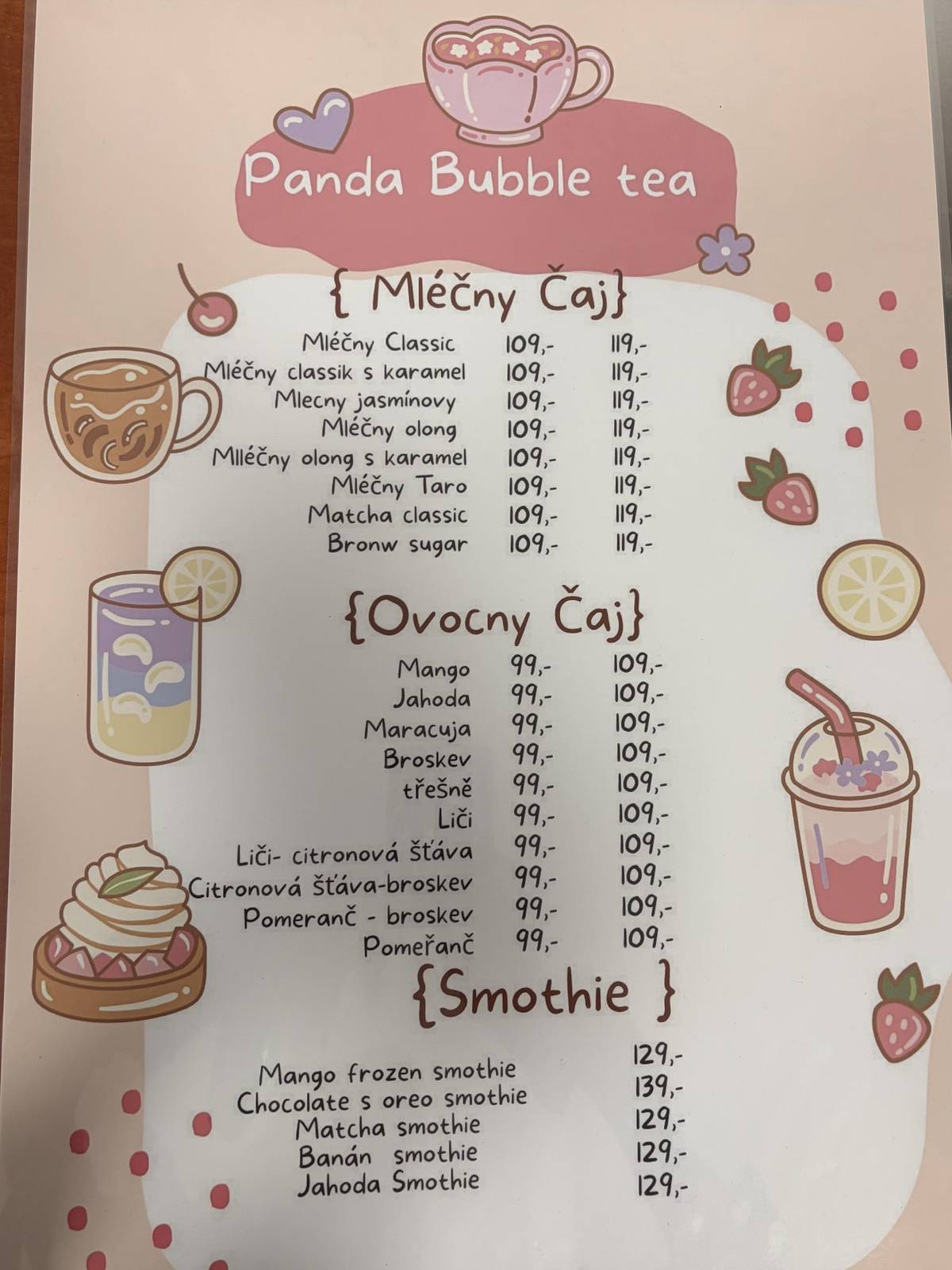 Máme pro vás tip na letní osvěžení. Cukrárna na náměstí nově rozšířila svou nabídku o lahodnou kopečkovou zmrzlinu a oblíbené nápoje Panda Bubble Tea.  Ať už si půjdete jen zpříjemnit procházku po náměstí, nebo si chcete dopřát něco sladkého během horkých letních dnů, určitě stojí za zastavení. Přejeme dobrou chuť a příjemné letní dny! ☀️