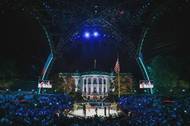 Josh Hokit a Derrick Lewis v souboji v těžké váze na turnaji UFC Freedom 250 na jižním trávníku Bílého domu ve Washingtonu, D.C., USA, 14. června 2026