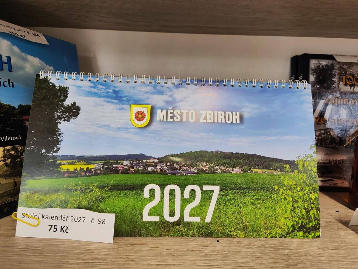 V infocentru máme již v prodeji čtrnáctidenní stolní kalendář Město Zbiroh na rok 2027.  Cena 75 Kč.