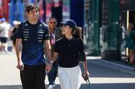 Alex Albon a Lily Muni He