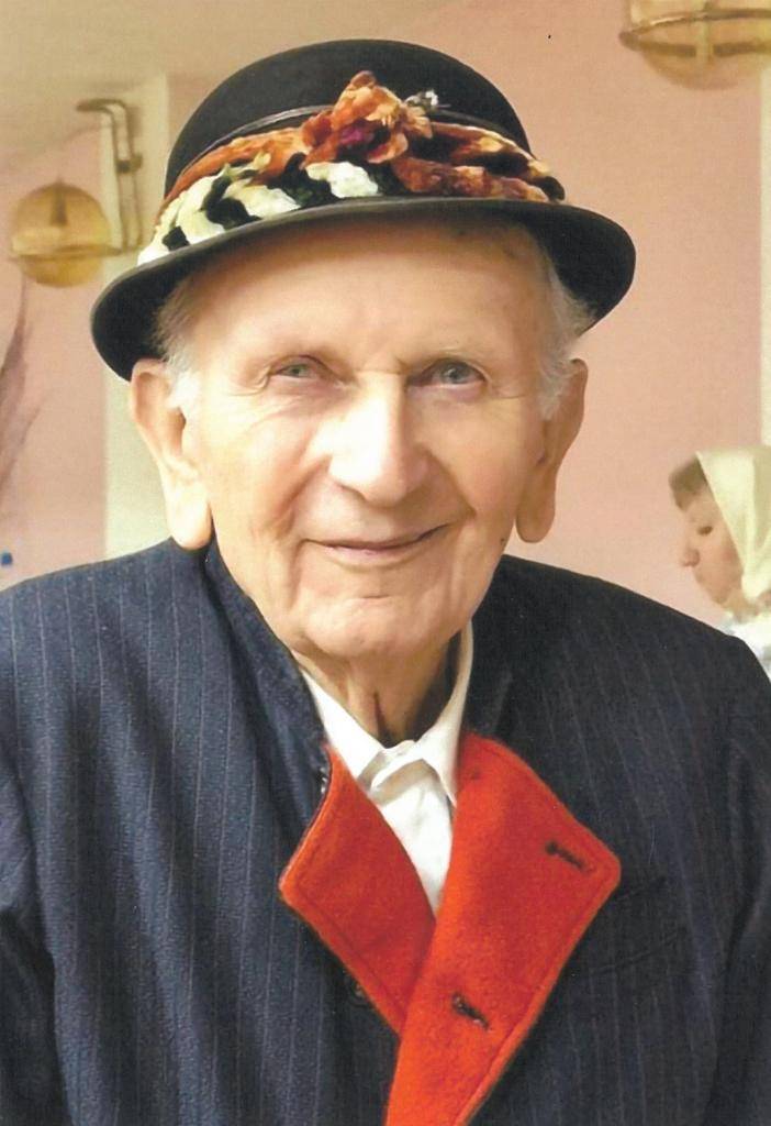 S hlubokým zármutkem jsme přijali zprávu o úmrtí pana Ing. Josefa Uhra, který nás opustil ve věku 90 let.  Pro více informací rozklikněte.