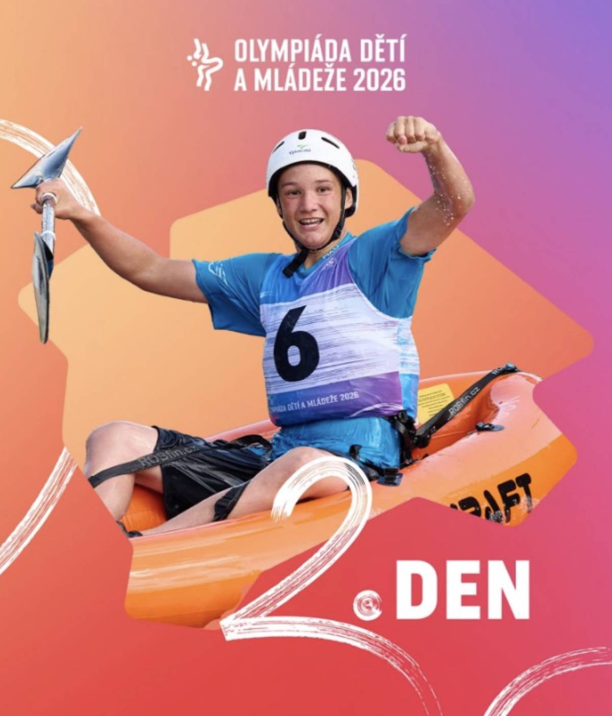 Letní Olympiáda dětí a mládeže v Praze je v plném proudu a Vysočina už slaví první zlatou medaili. Gratulujeme Jáchymu Krpálkovi, který si olympijské zlato vyjel v závodě dorostenců v disciplíně kajak kros individuál K1. Jáchym je výborný vodní slalomář a sjezdař na divoké vodě, ale nezalekne se ani zimních vytrvalostních akcí, například Jizerské 17. Vodu má zkrátka rád v jakémkoli skupenství. Kraj Vysočina reprezentuje na letošní ODM 241 sportovců, které doprovází 52 členů realizačního týmu. Od 22. do 25. června soutěží mladí sportovci ve 22 sportech. Výsledky sportovní výpravy Kraje Vysočina pravidelně zveřejňujeme na sociálních sítích Kraje Vysočina. Držte s námi palce.