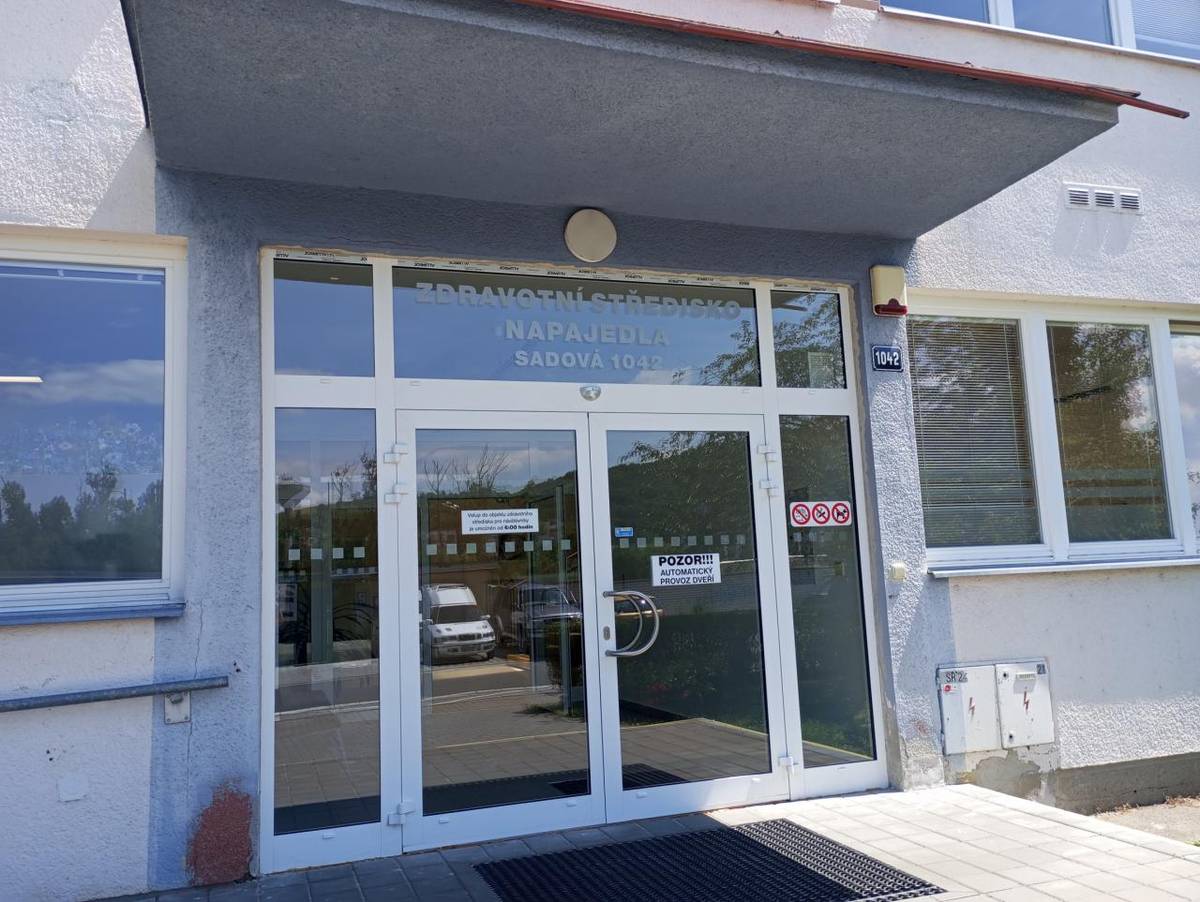Automatické otevírání prvních vstupních dveří