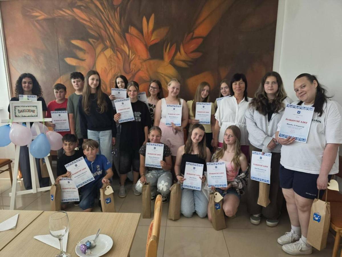 V utorok 23.06.2026 starostka obce ocenila žiakov základnej školy za ich aktívnu účasť na podujatiach organizovaných obcou, vzornú reprezentáciu školy a obce. Ocenenie prijalo 17 žiakov...
