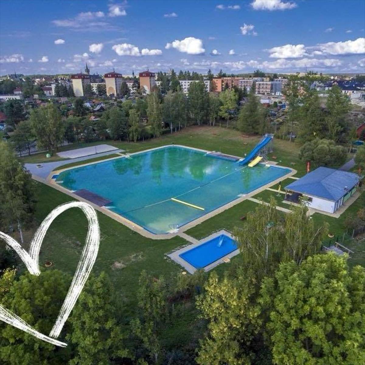 Pro příznivé počasí bude otevírací doba koupaliště již od této soboty 27.6.2026  v čase 10:00-20:00.  více na: https://tespolicka.cz/sekce/koupaliste/15             (Sport / Letní sporty)