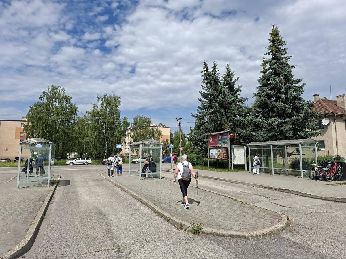 Mesto Brezová pod Bradlom srdečne pozýva všetkých občanov na pracovné stretnutie so zástupcami Odboru dopravy Trenčianskeho samosprávneho kraja (TSK), ktoré sa uskutoční v pondelok 29. júna 2026 o 15:30 hod. vo veľkej zasadačke Mestského úradu v Brezovej pod Bradlom.