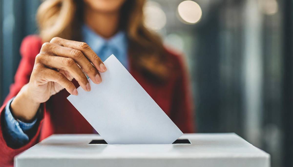 Pripomíname obyvateľom, že dochádza k zmene miesta volebného okrsku č. 3 – Základná škola Leopoldov a novým miestom pre tento volebný okrsok bude Kultúrne centrum OSVETA – hlavná sála.  Pod volebný okrsok č. 3 patria nasledovné ulice: Hollého, Piešťanská cesta, Strečanského, Holubyho, Gucmanova, Záhradnícka, Kukučínova, Janka Kráľa, Hviezdoslavova, Jilemnického, I. Krasku, Dlhá.