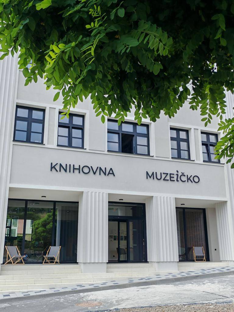 Od 1. 7. 2026 dochází ke změně otevírací doby Knihovny a Muzeíčka.