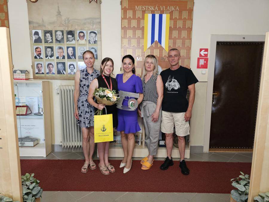 V kancelárii primátorky sme privítali talentovanú strelkyňu Alexandru Ridoškovú spolu s jej rodinou. Pri tejto príležitosti sme jej zablahoželali k vý...