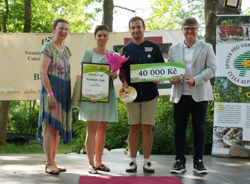 Letošní krajské kolo soutěže Vesnice roku přineslo Krásné Lípě důvod k radosti. Město získalo zvláštní finanční ocenění ve výši 40 000 Kč, které je uznáním dlouhodobé práce na rozvoji veřejného prostoru, podpory komunitního života i aktivit místních spolků a zachovávání kulturních tradic.