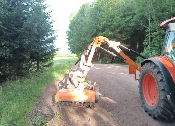 MAS Stolové hory podporují vlastníky lesů.   Projekt Stroje na údržbu lesních cest   vznikl s podporou MAS Stolové hory v rámci 3. kola programu SZP ( Společné zemědělské politiky) vyhlášeného 18.9.2025