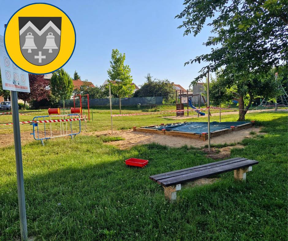 Pokud to počasí dovolí, začnou ve čtvrtek 2. července na dětském hřišti V Lískách (vedle mateřské školy) práce na instalaci nových herních prvků – zemní trampolíny a závěsného kolotoče u workoutového hřiště. Z důvodu bezpečnosti bude po dobu prací velká část hřiště uzavřena. Prosíme všechny návštěvníky, aby dbali zvýšené opatrnosti, respektovali vyznačené zábrany a nevstupovali do zapáskovaných prostor. Děkujeme za pochopení.