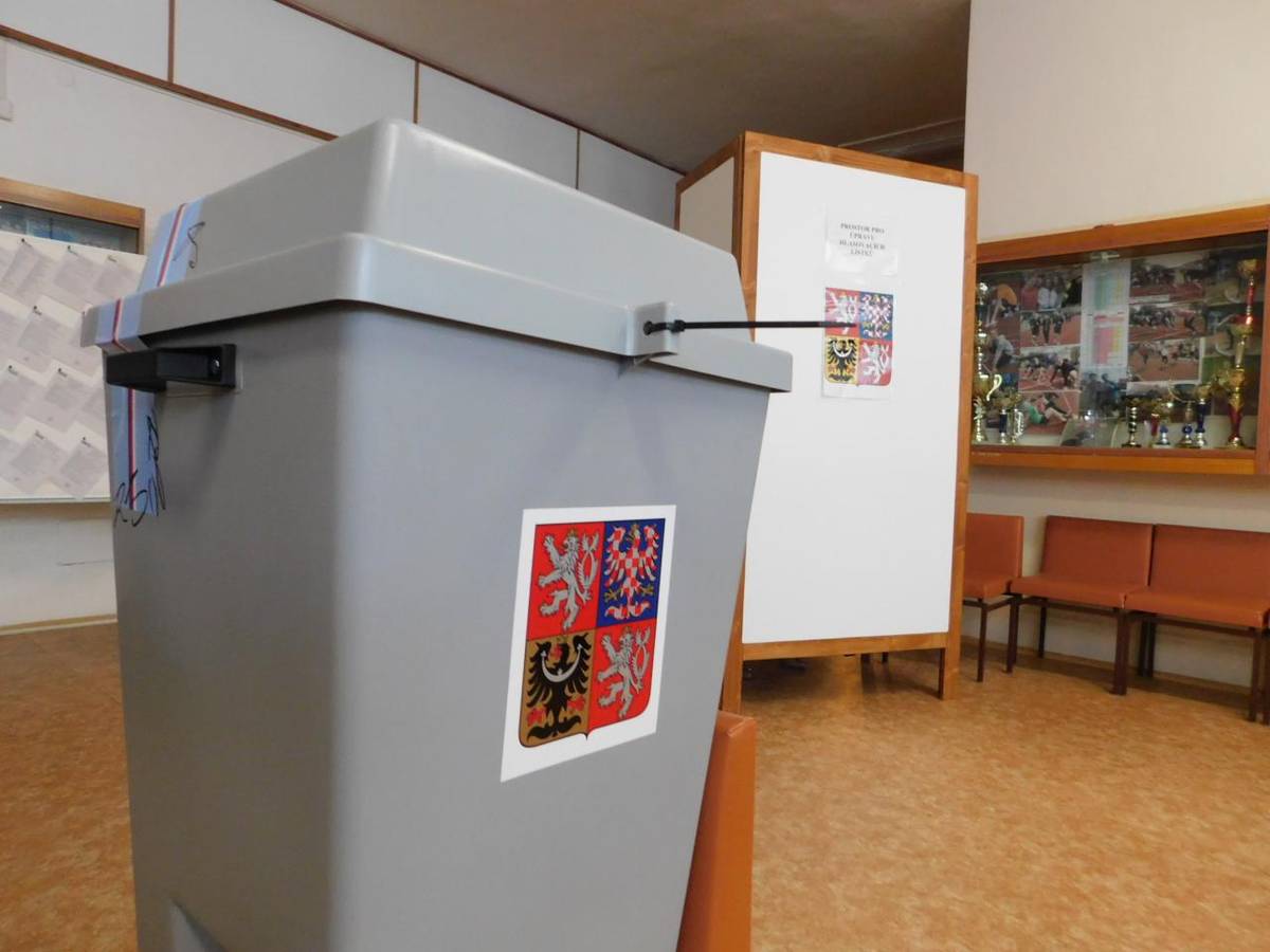 Kandidátní listiny pro volby do zastupitelstev obcí, které se budou konat ve dnech 9. a 10. října 2026, budou podávány registračnímu úřadu v Žatci, a to nejpozději do 4. 8.2026 do 16:00 hod.