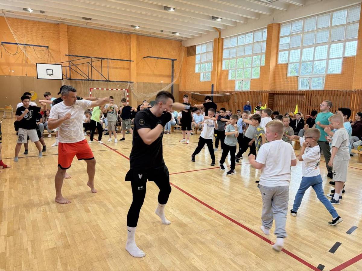1. jún už tradične patrí tým najdôležitejším – našim deťom!Pri príležitosti Medzinárodného dňa detí pripravila ZŠ s MŠ Zalužice pre svojich žiakov pestrý, zábavný a nezabudnuteľný program plný zážitkov, pohybu a radosti.