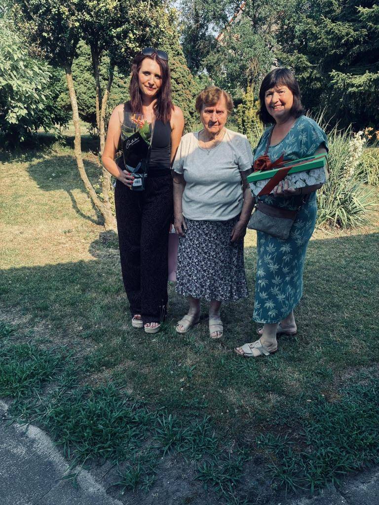 Dne 30. 6. 2026 jsme přáli paní Anně Rejmanové, nejstarší občance Barchova, k jejím 97. narozeninám.