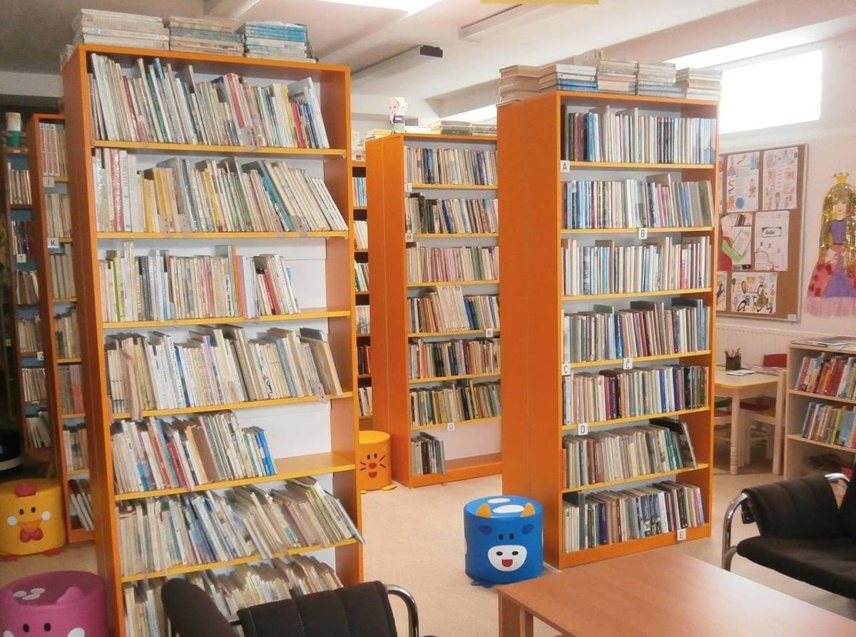 Mestská knižnica Jána Juríčka bude v dňoch  9. - 24. 7. 2026 zatvorená.