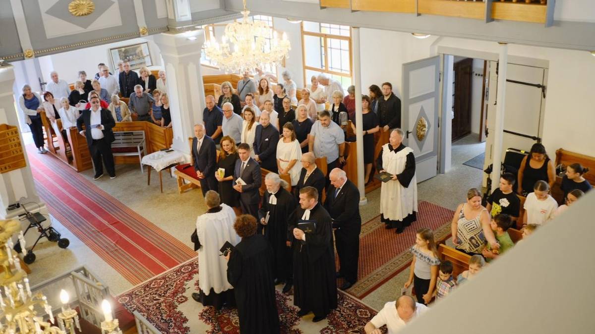 V nedeľu 5. júla 2026 sa v cirkevnom zbore Evanjelickej cirkvi augsburského vyznania Dunajská Lužná uskutočnil Zborový deň – Sviatok Cyrila a Metoda. Atmosféru podujatia umocnil evanjelický Posaunenchor v cirkevnom zbore Zurndorf z Rakúska, ktorý sprevádzal služby Božie.