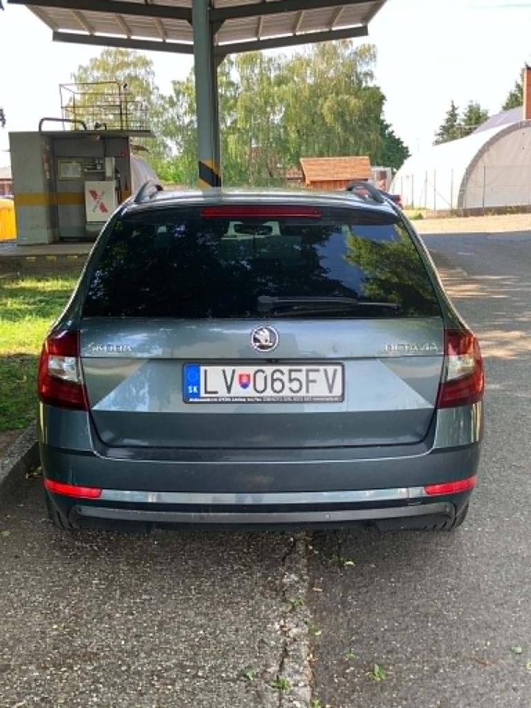NÁVRH na zaradenie do obchodnej verejnej súťaže (OVS) na predaj hnuteľného majetku obce: „Škoda Octavia Combi LV065FV - 2.kolo“
