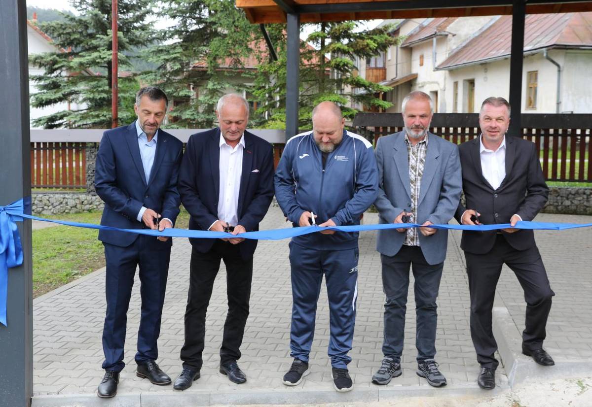 Dňa 10. júna 2026 minister Huliak slávnostne otvoril zasteršenie hladiska, čo je významný krok pre zlepšenie podmienok v našej oblasti. Tento projekt prispeje k rozvoju miestnej infraštruktúry a podpore športových aktivít.