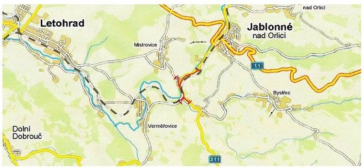 Dne 9.7.2026, bude v době výluky trati SŽ, od 10:10 do 11:10 hodin, proveden clonový odstřel č.  2606MIS v lomu Mistrovice, jehož majitelem je společnost M-SILNICE a.s.. V době odstřelu bude na dobu cca 20 minut provedena úplná uzavírka silnic II/311 a II/3118. Prostor uzavírky silnic je vyznačen na připojené mapce.