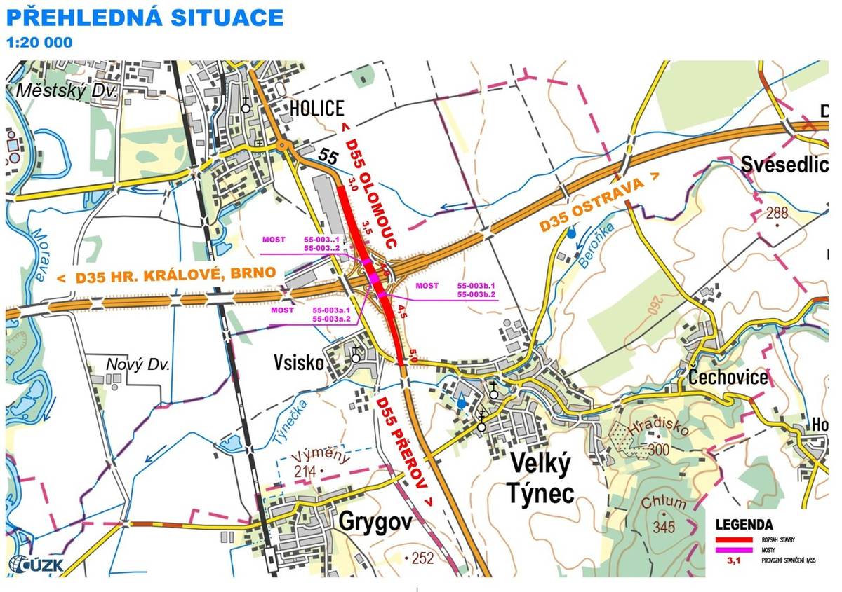 Rekonstrukce silnice I/55 Olomouc – Grygov začne 16. července Ředitelství silnic a dálnic informuje, že ve čtvrtek 16. července 2026 začne plánovaná oprava silnice I/55 v úseku Olomouc – Grygov. Rekonstrukce potrvá přibližně jeden měsíc a bude probíhat za částečné uzavírky. Doprava bude vedena po neopravované části vozovky, takže průjezd zůstane zachován. V místech, kde bude nutné dočasně uzavřít nájezdy nebo sjezdy, bude umožněno bezpečné otočení na nejbližší křižovatce. Oprava je nezbytná kvůli zjištěným závadám vozovky, mezi které patří trhliny, nerovnosti, opotřebený asfaltový povrch i starší vysprávky. V rámci rekonstrukce dojde k:  výměně asfaltových vrstev, obnově dělicích pásů a krajnic, kontrole odvodnění, doplnění dopravního značení, instalaci nových svodidel s vyšší úrovní bezpečnosti.  Prosíme všechny řidiče o zvýšenou opatrnost při průjezdu stavbou a děkujeme za trpělivost během probíhajících prací.