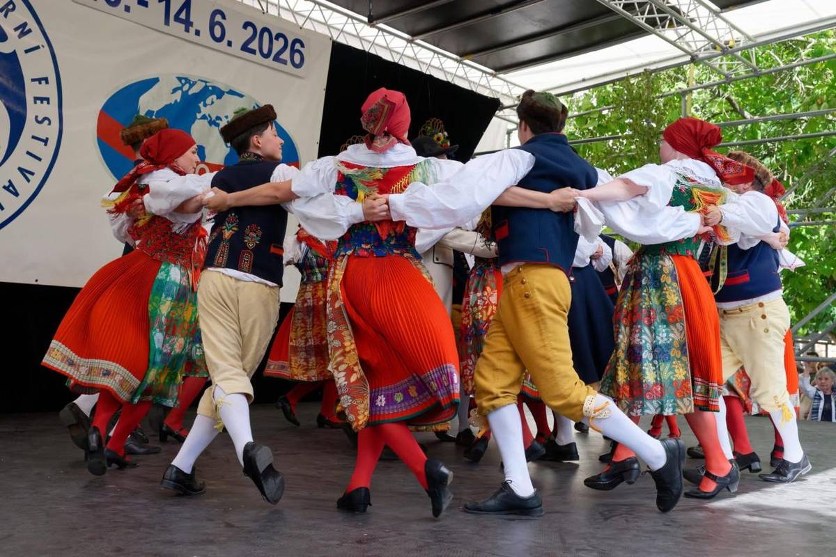 V sobotu 13. června jsme se souborem byli v Plzni, kde jsme vystoupili v rámci Mezinárodního folklorního festivalu