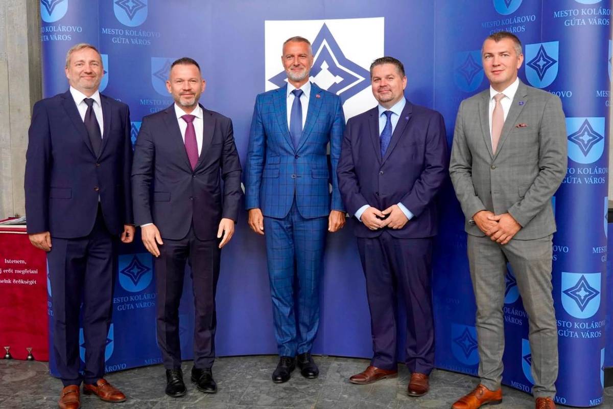 Dňa 6. júla 2026 navštívil mesto Kolárovo predseda Národnej rady Slovenskej republiky Richard Raši