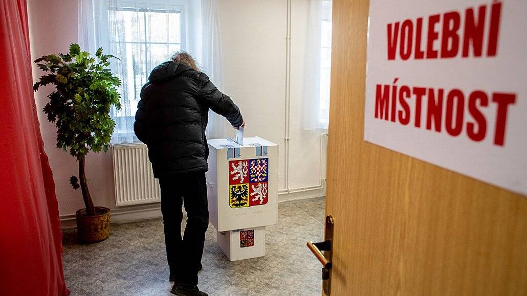 Oznámení pro občany - kandidátní listiny pro volby do zastupitelstva je možné vyzvednout na OÚ Svatoslav. Termín pro odevzdání na MěÚ Třebíč je 4.8.2026.