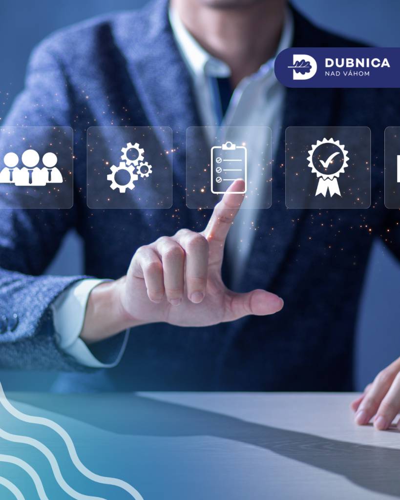 Za dobre fungujúcim mestom nestoja len nové investície, opravené cesty či moderné budovy. Rovnako dôležité je aj to, ako sú nastavené procesy a efektivita v rámci mestského úradu, nemenej podstatný je aj prístup k ochrane životného prostredia či kvalita služieb samosprávy.