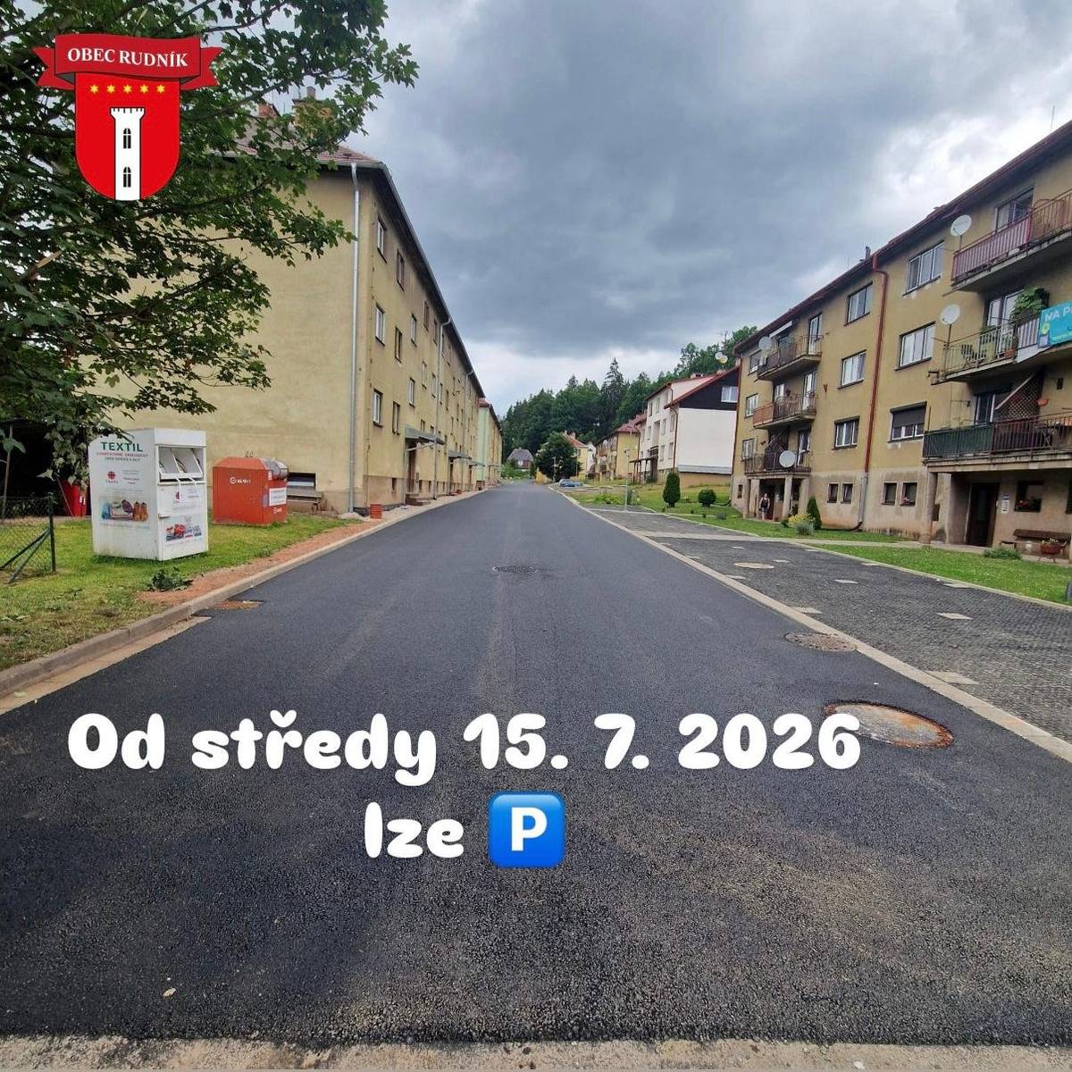 Od středy 15. 7. 2026 je již opět umožněn průjezd a parkování mezi bytovými domy v Terezíně. V následujících dnech bude zhotovitel ještě provádět drobné dokončovací, terénní a úklidové práce. Prosíme proto o zvýšenou opatrnost při pohybu v lokalitě a respektování případných pokynů pracovníků stavby.  Děkujeme všem obyvatelům za trpělivost, vstřícnost a pochopení během celé rekonstrukce.  V případě dotazů kontaktujte:  📞 Lukáš Skalský – 607 621 755  Obec Rudník