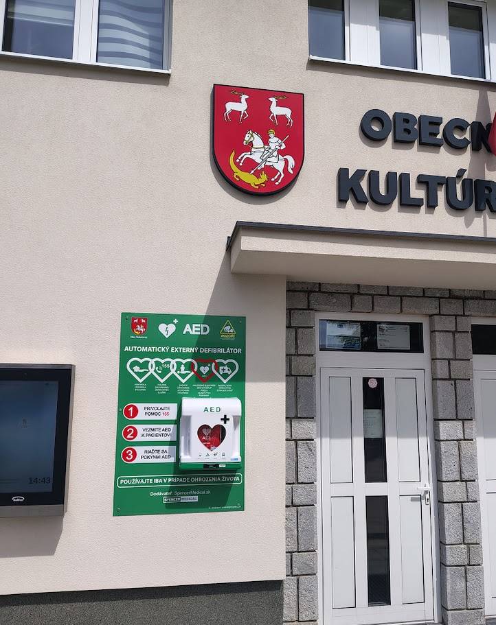 Od dnešného dňa máme v obci prvý Automatický externý defibrilátor "AED"