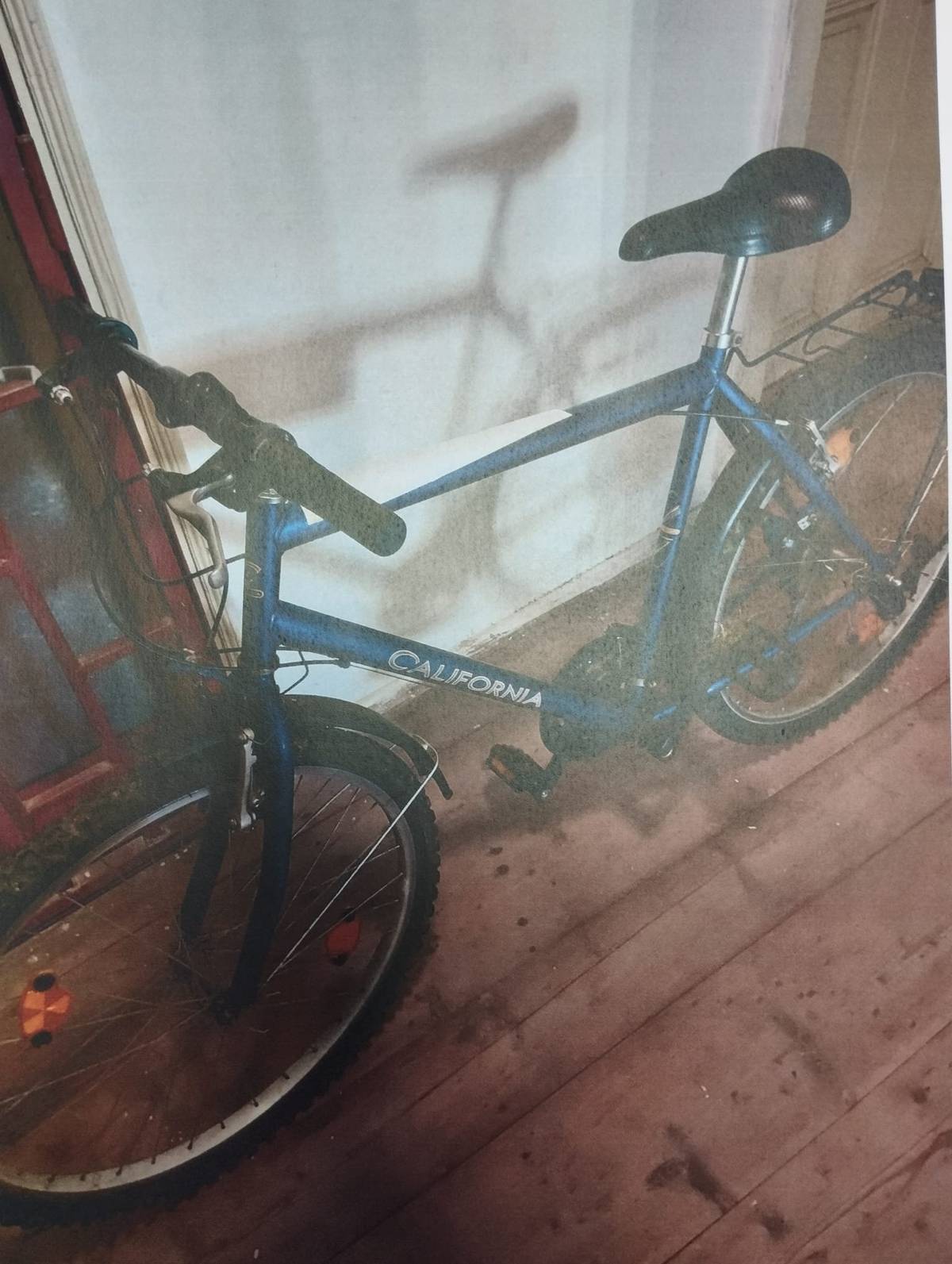 Hledá se majitel jízdního kola. Bližší informace na obvodním oddělení Policie ČR v Hejnicích.  ☎️ +420 974 473 500, 974 473 501