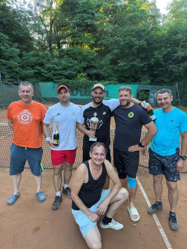 V sobotu 11. júla 2026 sa na tenisových kurtoch v Parku slobody uskutočnil 24. ročník tenisového turnaja vo dvojhre o titul Majstra obce Chocholná-Velčice. Podujatie zorganizoval Tenisový klub Chocholná-Velčice v spolupráci s obcou Chocholná-Velčice a športovou komisiou.
