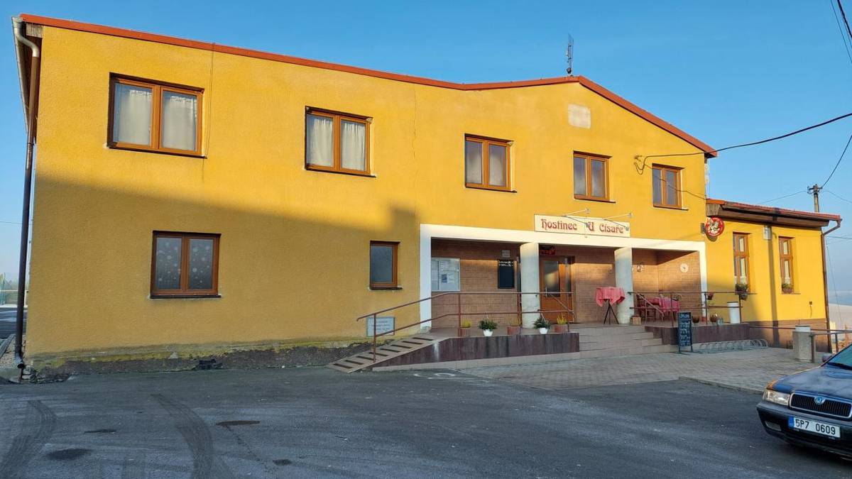 Od 15. července 2026 bude hostinec U Císaře otevřen od 17 hodin, od středy do neděle.