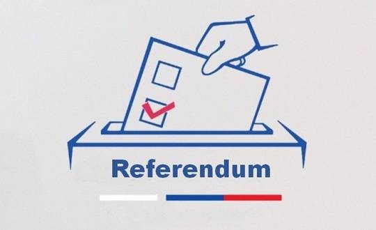 Referendum, ktoré sa uskutočnilo 4. júla 2026 prinieslo právne neúčinný výsledok. Hoci väčšina hlasujúcich podporila obe predložené otázky, rozhodujúca bola nízka účasť – k urnám prišlo 16,13 % oprávnených voličov.